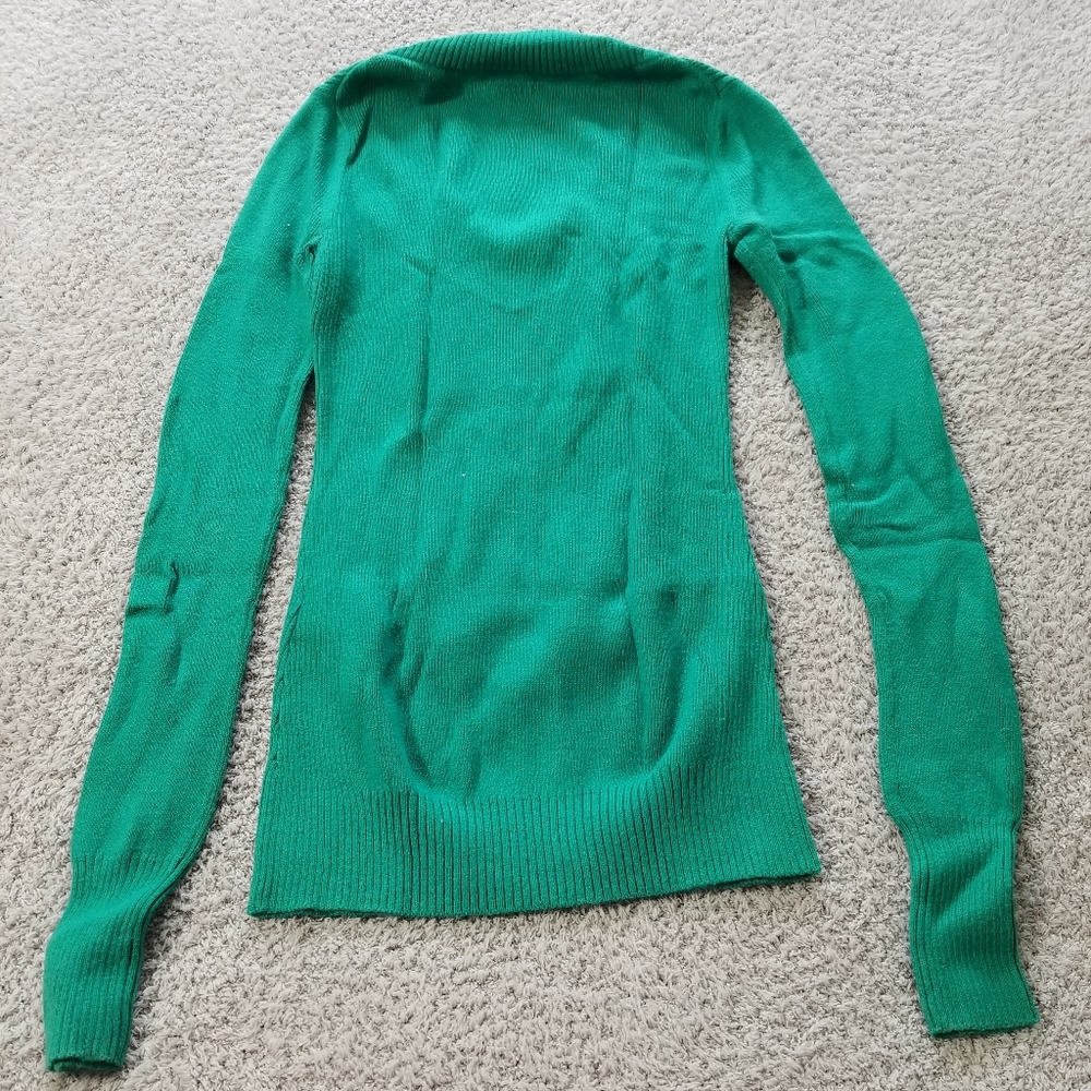 Express Green V-Neck Ribbed Sweater - Picture 2 of 3